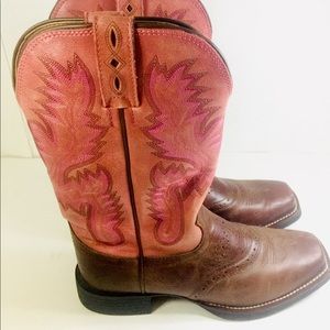 Justin Women's Size 6.5 pink / Brown Boots Style